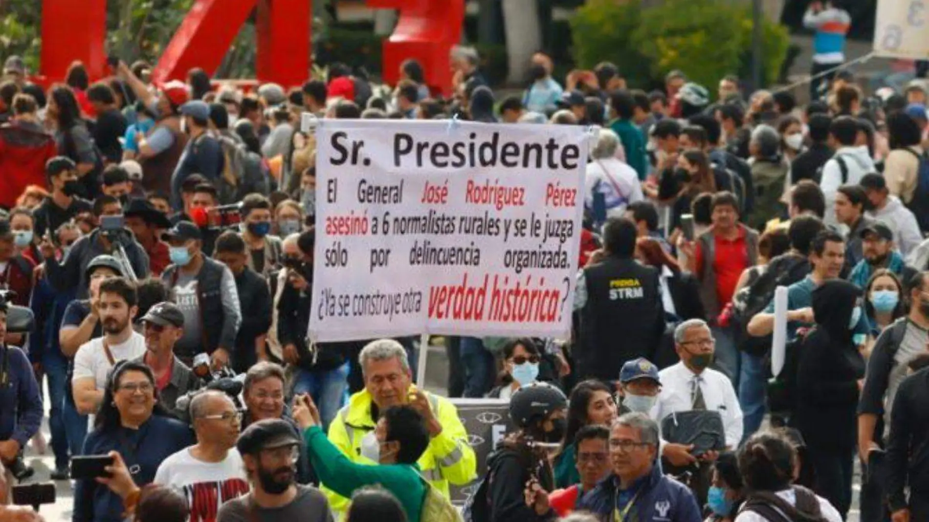 Acusación contra 20 militares por caso Ayotzinapa buscaba rebelión en el Ejército AMLO